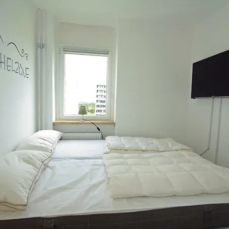 Vier Jahreszeiten 1-58 דירה